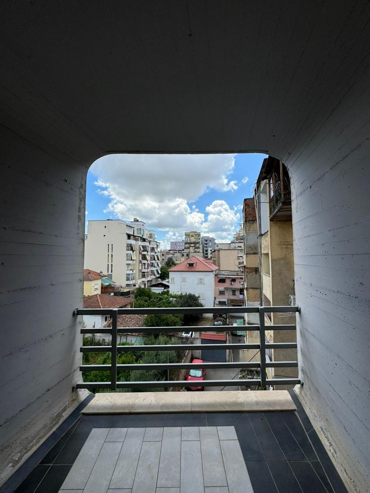 Diem Apartment Near Pazari I Ri Tiranë Luaran gambar