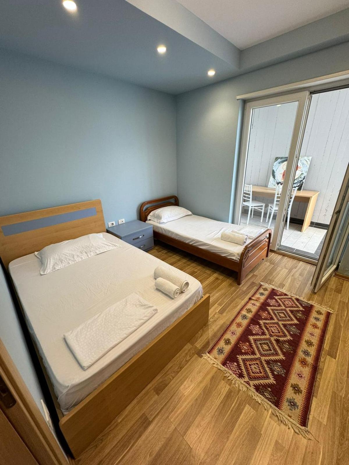 Diem Apartment Near Pazari I Ri Tiranë Luaran gambar