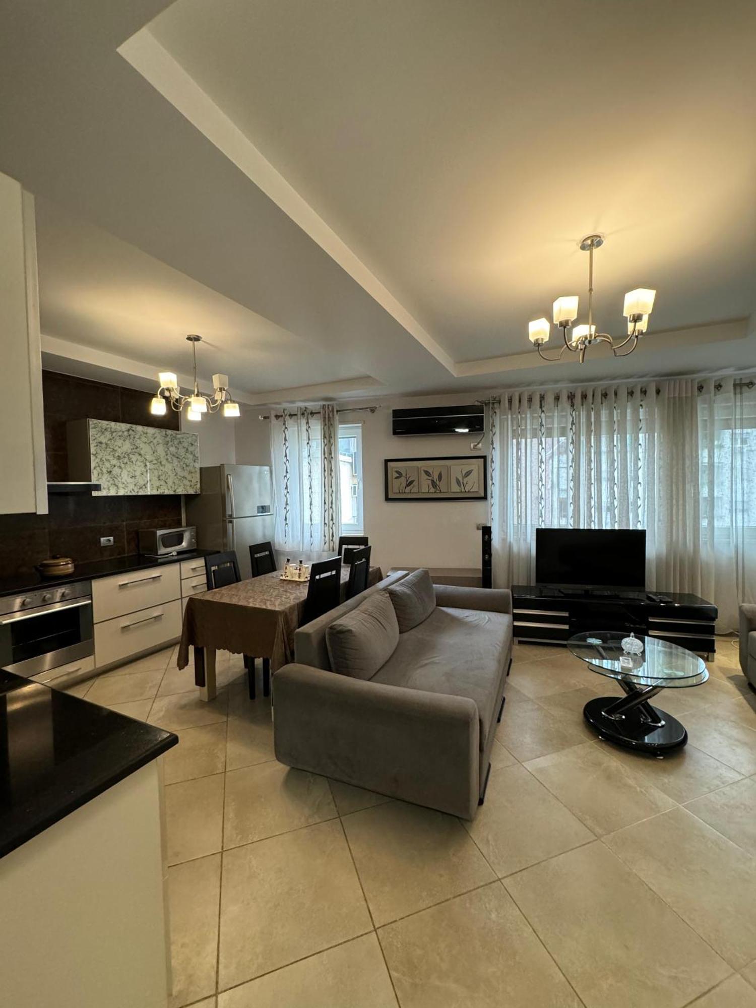 Diem Apartment Near Pazari I Ri Tiranë Luaran gambar