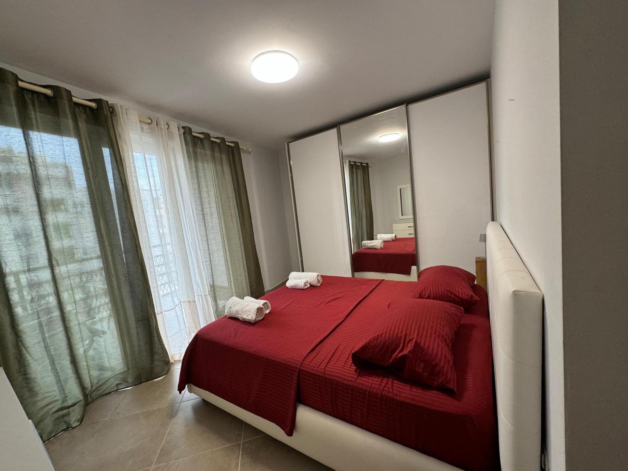Diem Apartment Near Pazari I Ri Tiranë Luaran gambar